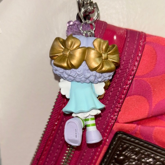 Vintage Strawberry Shortcake Angel Cake Keychain - Picture 3 of 4